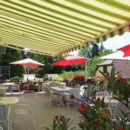 מלון & Restaurant Krone