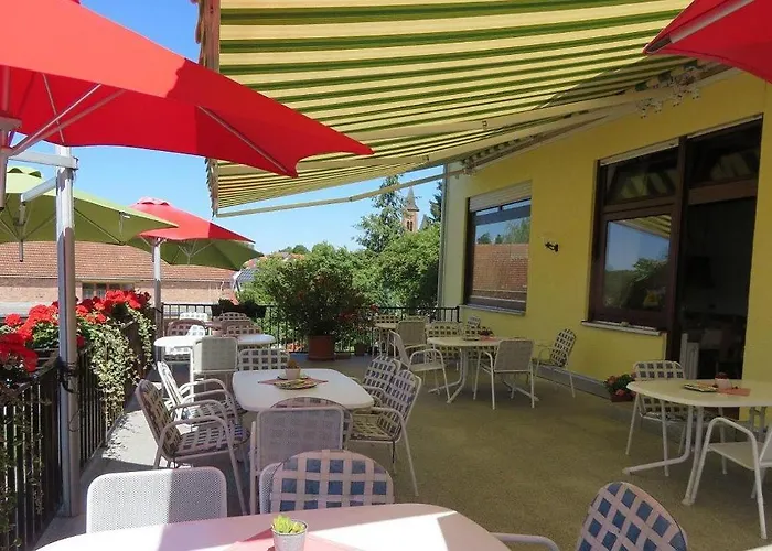 & Restaurant Krone וואלדברון