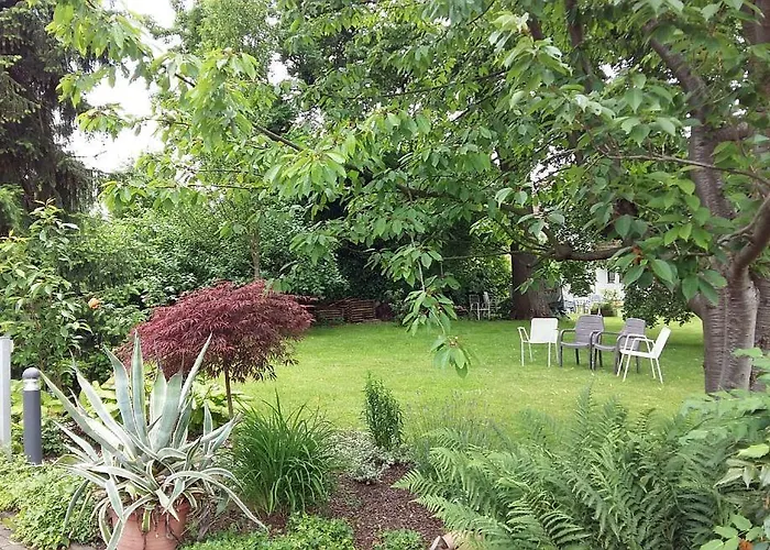 & Restaurant Krone Hotel